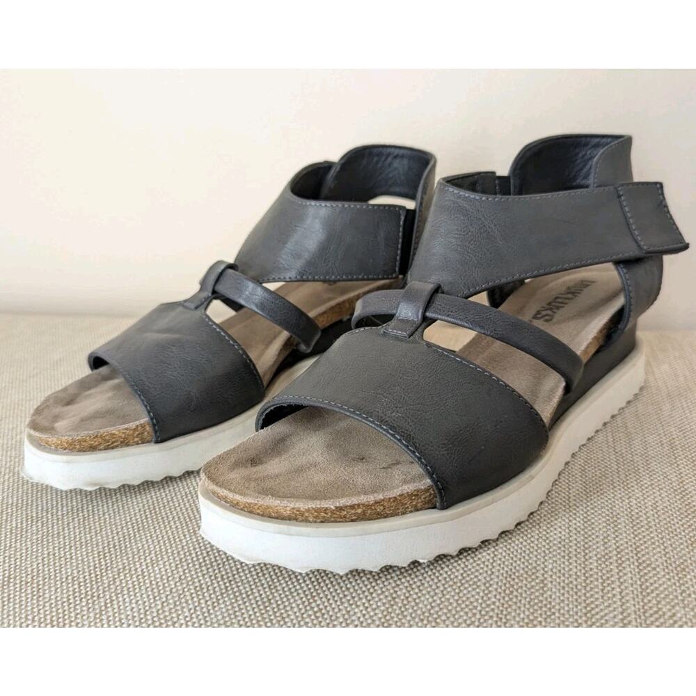 MUK LUKS Pitch Soprano Wedge Sandal Size 8
